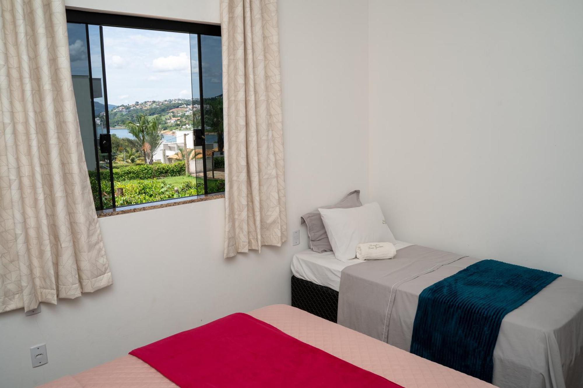 Casa Com Piscina Vista Para Lago, 03 Quartos Confortaveis Capitólio Kültér fotó